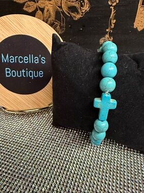 Turquoise Bead Cross Stretch Bracelet
